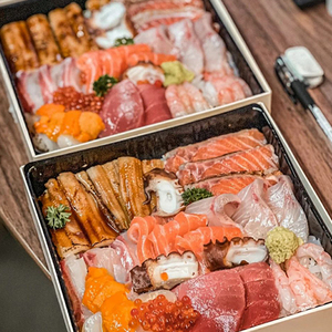 Food <strong>Boxes</strong> Packaging Wooden Box for Sushi Disposable Foldable Takeaway Togo <strong>Lunch</strong> Bento Sushi Food Packaging Box - Product Image 5