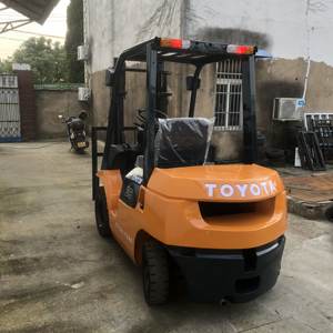 Chariot élévateur diesel d'occasion 90% neuf, 2,5 tonnes, haute qualité, prix bas, bonne efficacité, moteur japonais, garantie 1 an, à vendre - Product Image 6