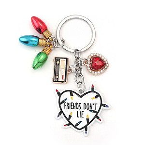 Colección de Joyería para Mujer y Hombre: Pulsera, Aretes, Cadena, Collar, Broche, Pin de Solapa, Regalo - Product Image 4