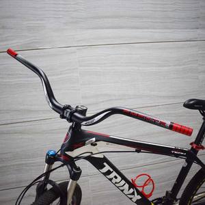 Réveillez la <span class=keywords><strong>poignée</strong></span> d'hirondelle guidon de vélo de montagne en alliage d'aluminium <span class=keywords><strong>vtt</strong></span> 31.8*620MM <span class=keywords><strong>poignée</strong></span> de guidon longue de vélo - Product Image 6