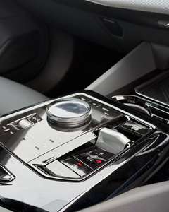 Precio de Fábrica, Sedán SUV Deportivo de Lujo de 4 Puertas y 5 Asientos, B-M-W Serie 5 530i, Nuevo Auto Híbrido en Venta - Product Image 2