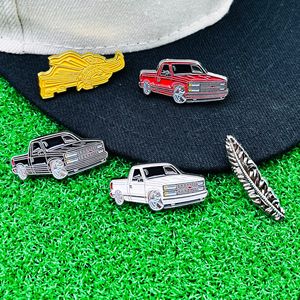 Badge en métal émaillé Chevrolet Truck, sans nickel, cadeau de collection pour chapeau, accessoire vestimentaire - Product Image 1