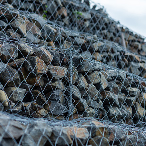 شبكة جابيون مجلفنة بالغمس الساخن مخصصة ومتينة، سداسية الشكل ومنسوجة، مع خدمات الثني والقطع لحواجز الأنهار - Product Image 3