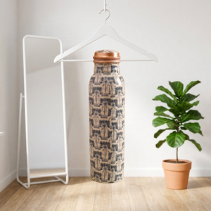 Bouteille en cuivre écologique Meena Artwork Bouteille ayurvédique en cuivre avec impression mandala Bouteille d'eau en cuivre pur 1L Design mandala - Product Image 1