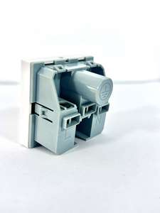 高品質南アフリカ規格3穴電源コンセント - 45*45mm、16A 250V、工場直販卸売 - Product Image 4