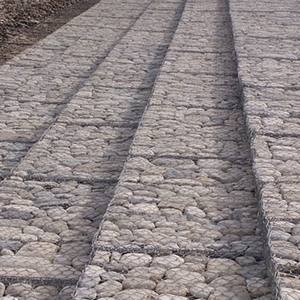 Fabrikpreis Fluss-Hochwasserschutz Sechseckige Verzinkte Matratze Rostschutz Steinbefüllte Gewebte Gabionenmatte - Product Image 1