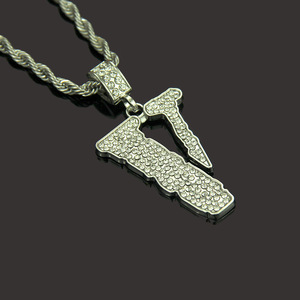 Collar con Colgante de Letra V de Diseño Innovador y Alta Calidad, Estilo Hiphop, Unisex, Joyería de Moda al por Mayor, Gran Venta 2026 - Product Image 4