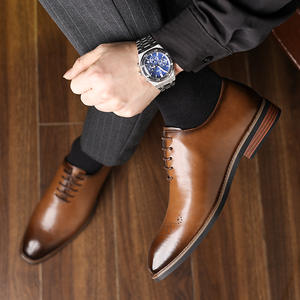 Chaussures habillées en cuir véritable de haute qualité, best-seller, pour les fêtes et les affaires. Chaussures pour hommes de style nouveau, antidérapantes, massantes - Product Image 4