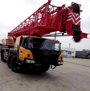 Sany STC500 d'occasion Grue mobile hydraulique de 50 tonnes Grue de camion d'occasion avec moteur Isuzu Boîte de vitesse Pompe Roulement Composants du noyau - Product Image 4