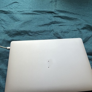 Portátil de Segunda Mano en Existencia, 95% Nuevo, 16 Pulgadas, Intel Core I7 para Pro 2019, 144 Hz, SSD de 256 GB - Product Image 4