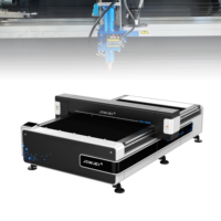 Machine de découpe laser CO2 1325 avec tête de suivi autofocus pour la gravure et la découpe du bois, de l'acrylique, du plastique, du caoutchouc, du verre et du cuir