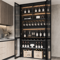 Meubles de cuisine en bois massif sur mesure, directement de l'usine, avec porte-vin, porte-verres, casier à bouteilles et rangement moderne à porte vitrée