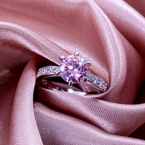 Anello classico a sei punte per donna, design con intarsi scintillanti, gioielli minimalisti alla moda - Product Image 1