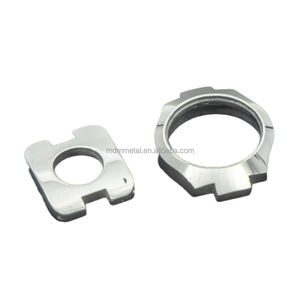 Klantspecifieke bewerking van horlogekasten van wolfraamcarbide, poedermetallurgie, spuitgieten en fabricage. - Product Image 1