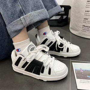 נעלי ספורט גרפיטי בשחור-לבן לגברים, נעליים עם סוליות עבות המגדילות גובה, נעלי ספורט זוגיות קז'ואל לחוץ - Product Image 2