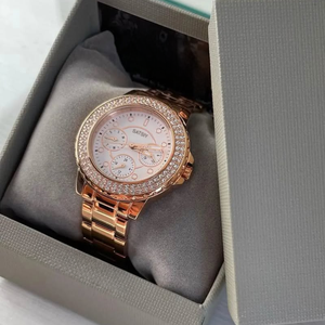 Reloj <span class=keywords><strong>de</strong></span> Pulsera para <span class=keywords><strong>Mujer</strong></span> <span class=keywords><strong>GUESS</strong></span> GW0410L1, Diseño Simple con Manecillas, Caja <span class=keywords><strong>de</strong></span> 36 mm, Correa <span class=keywords><strong>de</strong></span> 16 mm, Acero Inoxidable, Cronógrafo <span class=keywords><strong>de</strong></span> Cuarzo, 30 m - Product Image 6