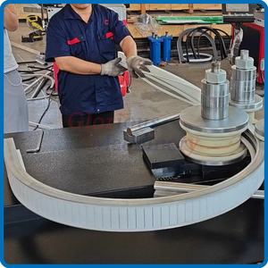 Macchina piegatrice per profili in alluminio a forma di profilo in alluminio Cnc macchina piegatrice per finestre e porte - Product Image 4