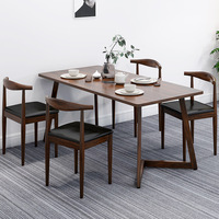 Ensemble de table à manger rectangulaire en bois massif moderne avec pieds en métal et plateau en verre trempé 6 places pour usage domestique