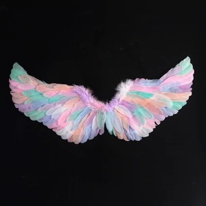 Nuovo Design con piume per Cosplay di Halloween Costume da ali <span class=keywords><strong>d</strong></span>'<span class=keywords><strong>angelo</strong></span> arcobaleno professionale - Product Image 1