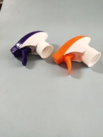 Pulvérisateur à gâchette en plastique durable à prix abordable – Portable et écologique pour bouteilles de vin et utilisation chimique