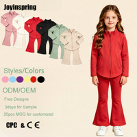 Ensemble de yoga personnalisé pour filles : veste zippée à manches longues et pantalon évasé – Vêtements de sport ODM/OEM pour la gym, la course ou l'entraînement scolaire