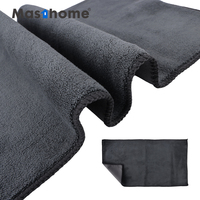 Chiffons de nettoyage en microfibre non tissée personnalisés 30*40cm pour le nettoyage et le séchage des voitures