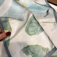 2024 Lady Luxe En Gros Chine Carré Conception Impression Personnalisée Foulard En Satin De Soie Pour Les Femmes
