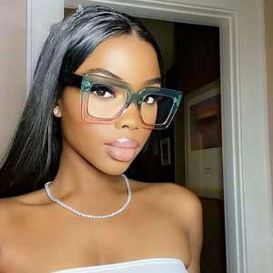 Gafas de Sol Cuadradas Extra Grandes de Moda Retro 2021, Coloridas, con Protección UV400, Monturas de Doble Color para Mujer - Product Image 2