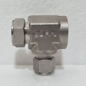 Conector en T Hembra de 3/4 SS-1210-3TFT - Product Image 1