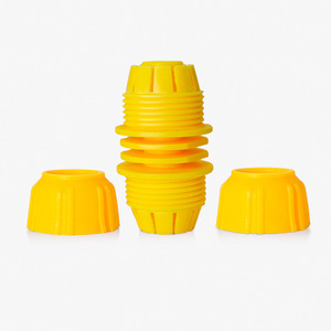 Connecteur de tuyau en plastique jaune, diamètre intérieur de 1 pouce, pour réparation de tuyau d'eau, Installation facile, conception minimaliste - Product Image 1