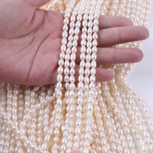 Promotion de perles d'eau douce de forme de riz blanc de 5-6 mm, naturelles, pour collier et bracelet DIY, vente en gros à Zhuji - Product Image 3