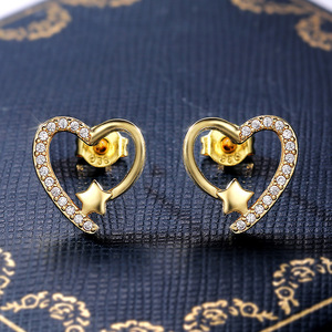 Orecchini a cuore vintage da donna, eleganti e romantici accessori per le orecchie - Product Image 2