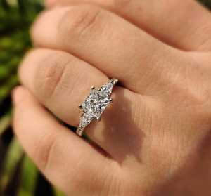 Anillo de Compromiso Avira Jewels con Diamante de Corte Princesa de 1 Quilate Cultivado en Laboratorio, Oro Sólido de 14k, Joyería Clásica para Mujer, Libre de Níquel - Product Image 2