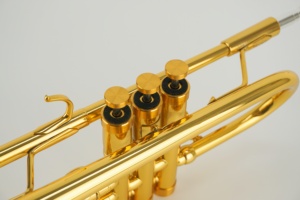 Trompette professionnelle en Do, laiton de haute qualité, finition laquée or, instrument à vent durable et adapté aux débutants, électrolyse. - Product Image 2