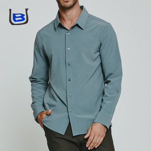 Logo personalizzato anti-umidità <span class=keywords><strong>oversize</strong></span> a maniche lunghe con bottone in tinta unita Casual formale camicia da <span class=keywords><strong>uomo</strong></span> - Product Image 1