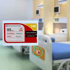 Tableau d'affichage numérique E Ink pour lits d'hôpital dans les zones de récupération, affichant les étapes de soins personnalisées et les signes d'avertissement pour les patients et les familles - Product Image 1