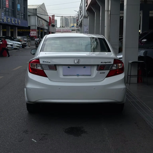 Meilleur <span class=keywords><strong>prix</strong></span> Hon Da <span class=keywords><strong>Civic</strong></span> 10th Anniversary Edition 1.8L Automatic Comfort Trim voiture d'occasion à vendre 4 portes 5 places berline voitures bon marché - Product Image 4