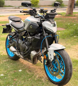 มอเตอร์ไซค์มือ<span class=keywords><strong>สอง</strong></span>แบบสตรีท ใช้เครื่องยนต์ 4 สูบ และเป็นมอเตอร์ไซค์ของแท้ - Product Image 6