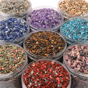 3-5mm Agate cristal corail oeil de chat, pierre brisée sans trou fait à la main bijoux à bricoler soi-même coque de téléphone accessoires matériaux - Product Image 1