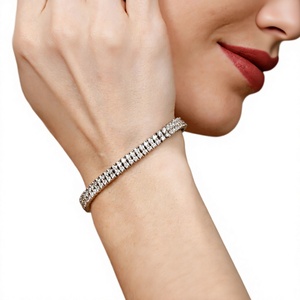Bracelet à breloques Orelia Luxe en argent S925 plaqué or rose avec moissanite, double rangée micro-pavée, cercle complet, idéal pour les fêtes et mariages - Product Image 5