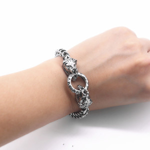 yunnique Fashionable Lion Head <b>Titanium</b> Steel <b>Chain</b> Bracelet Unisex Geometric Design Motorcycle Style Jewelry - Product Image 4