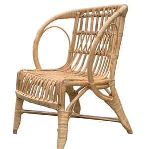 Fauteuil en rotin tropical avec pieds coniques pour usage extérieur dans le jardin, design durable, décoration intérieure - Product Image 1