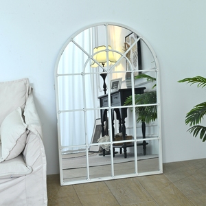 Espejo de Pared Grande con Marco Arqueado de Hierro Rústico, Color Blanco Ecológico, para Decoración de Sala de Estar o Baño - Product Image 1