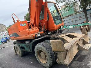 Excavadora de orugas multifunción original coreana usada DOOSAN DH210 alta eficiencia Hyundai en buenas condiciones a la venta - Product Image 4