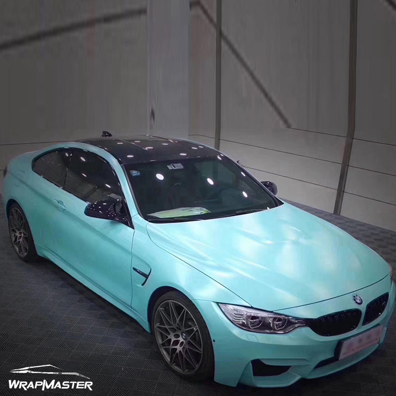 ทะเลสาบสีฟ้าเมทัลลิกผ้าซาติน