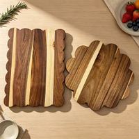 Accessoires de cuisine, ensemble de planches à découper en bois d'acacia avec bord festonné, planches à découper en bois naturel, plateaux de service pour aliments, gâteaux