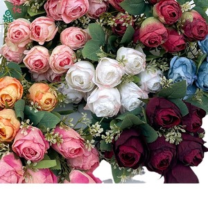 Bouquet de bourgeons de roses à neuf têtes, fleurs en soie, décoration de mariage faite à la main, ornement d'intérieur - Product Image 1
