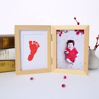 Babyprints de cabeza perlada para recién nacido, Impresión manual y marco de fotos de huella con almohadilla de tinta limpia táctil, imagen de recuerdo de bebé Neutral de género