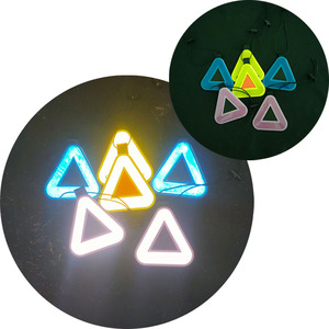 5cm Haute Visible Sourire Visage Conception Sac À Dos Sac D'école Pvc Porte-clés Anneau Porte-clés Hi Viz Réfléchissant Charme Réflecteur Pendentif - Product Image 2