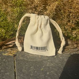 Sac à poussière en toile de coton biologique certifié GOTS fabriqué en Chine avec impression personnalisée, sacs à cordon biodégradables pour cadeaux et artisanat - Product Image 2